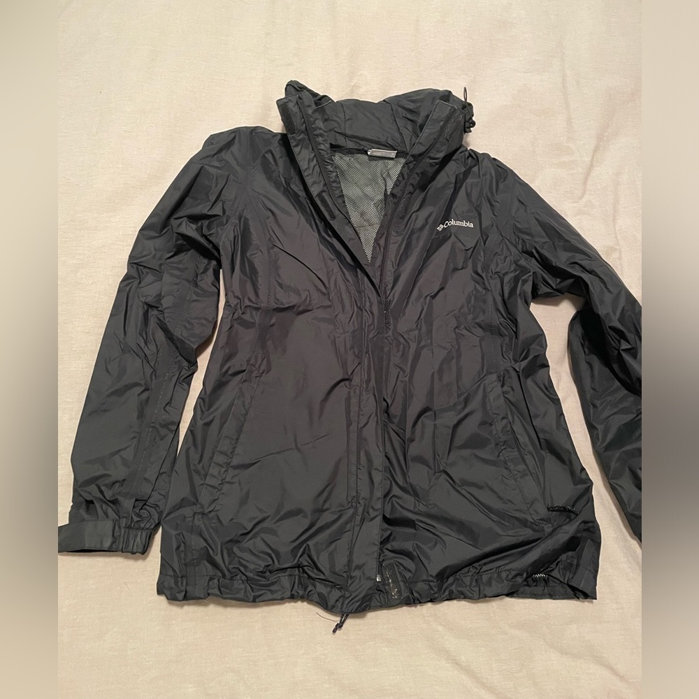L Black Columbia OmniTech Windbreaker